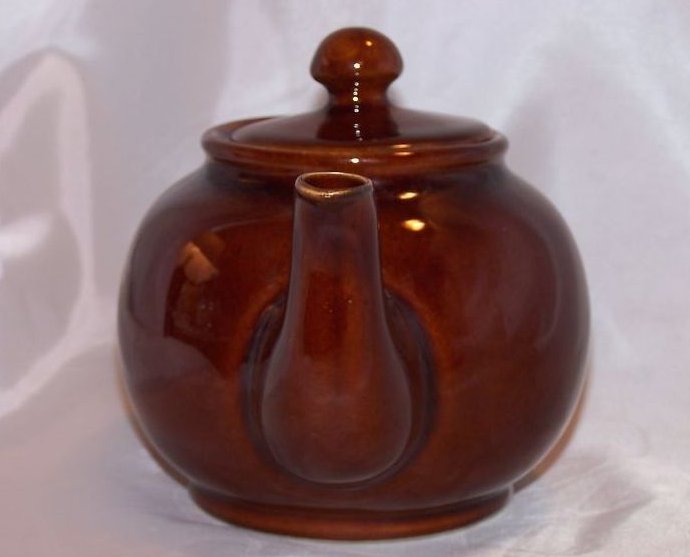 Image 1 of Medium Brown Teapot, Tea Pot, England, Almost 3 Cup Capacity