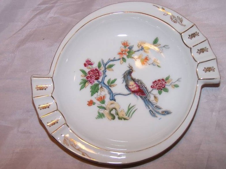 Image 0 of Bird Flower Ashtray Ash Tray Pin Dish Japan Wreath and Shamrock