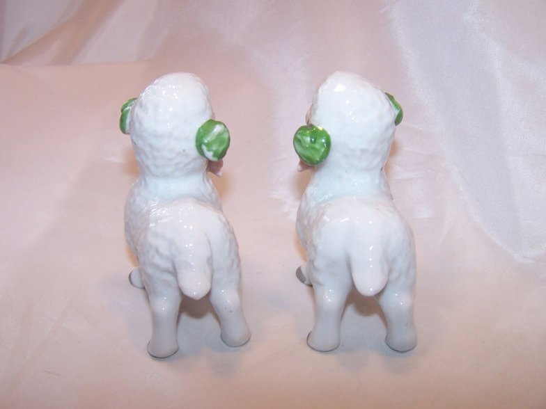 Image 2 of Happy Lamb, Sheep Pair with Flowers, Japan Japanese