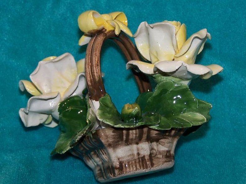 Image 5 of Capodimonte Basket of Yellow Roses, Rose, Rosebuds
