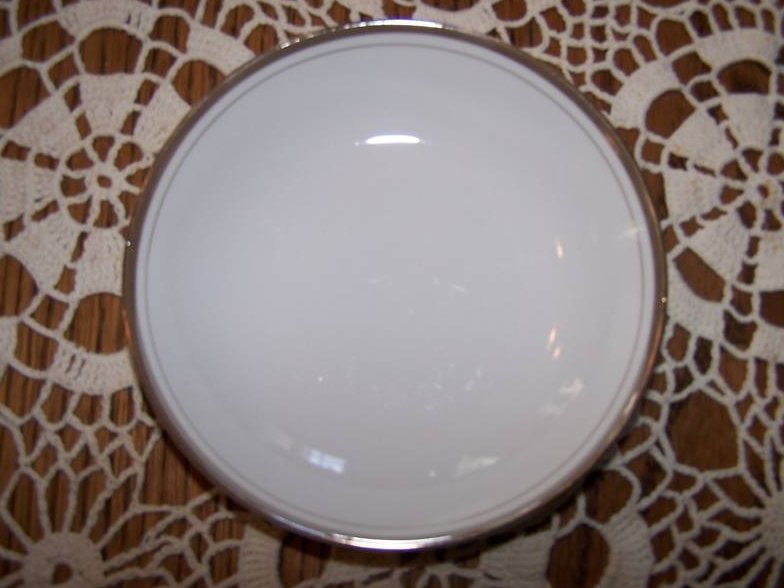 Royalton China White Porcelain Bowl Japan, Minor Flaws 