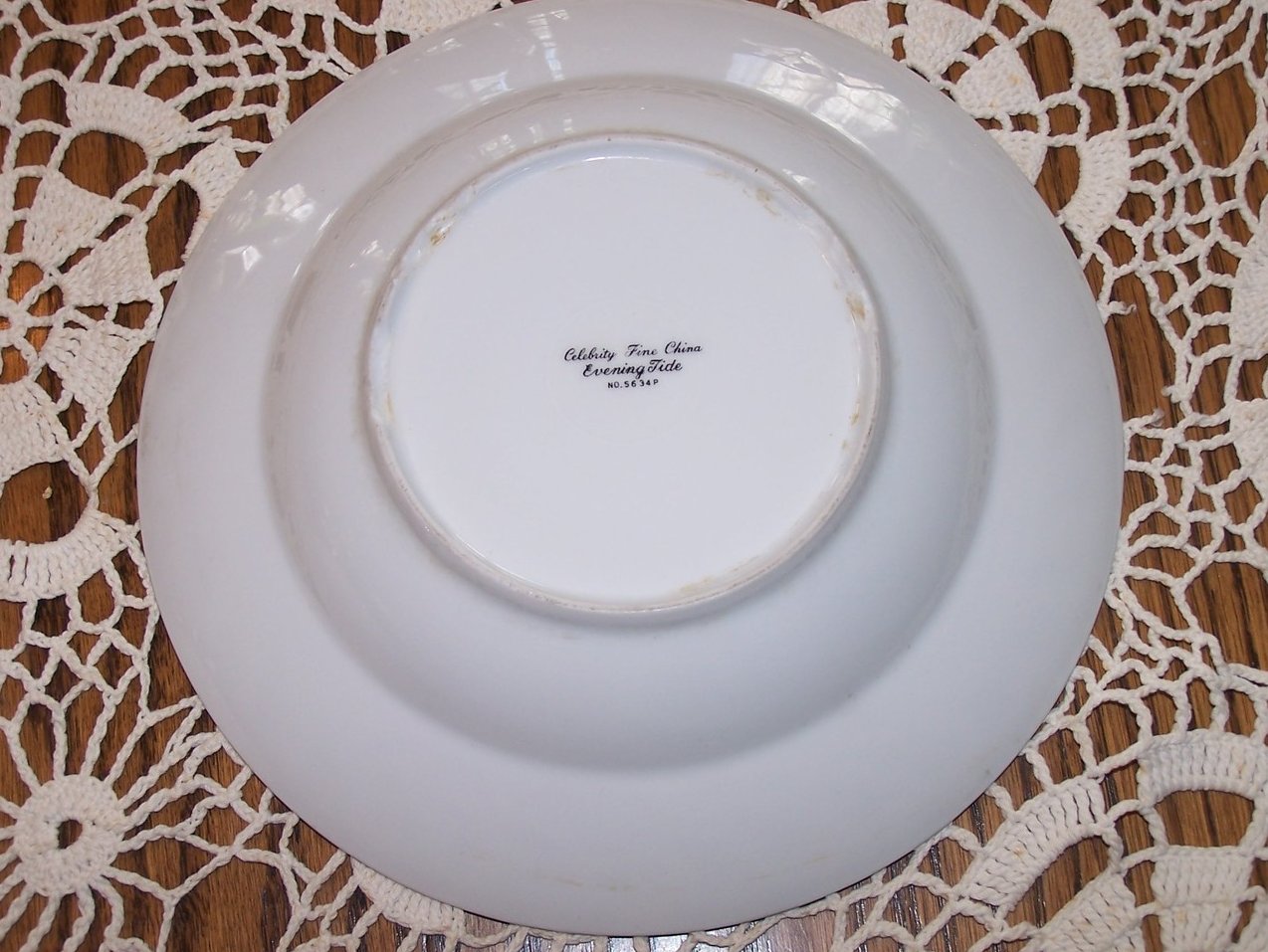 Image 3 of Celebrity Evening Tide 6  Piece Plate, Cup Place Setting 