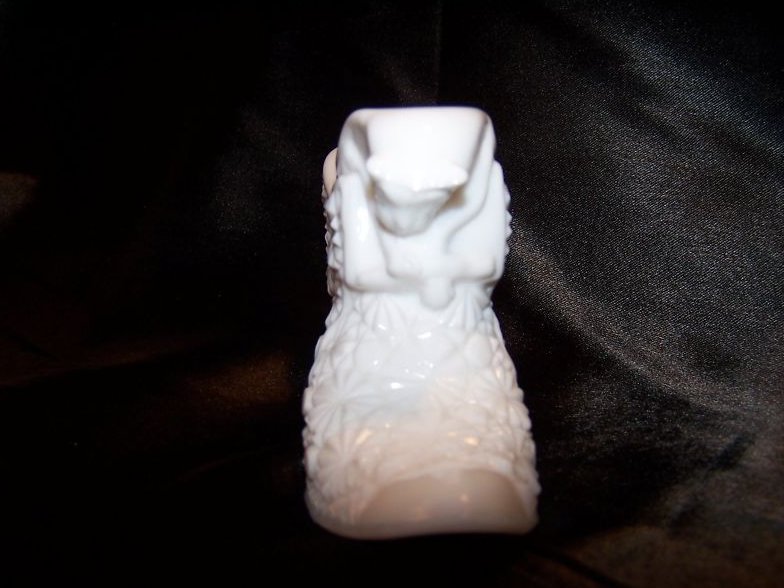 Image 1 of Olde Virginia Glass, Milk Glass Shoe w Panther, Cat