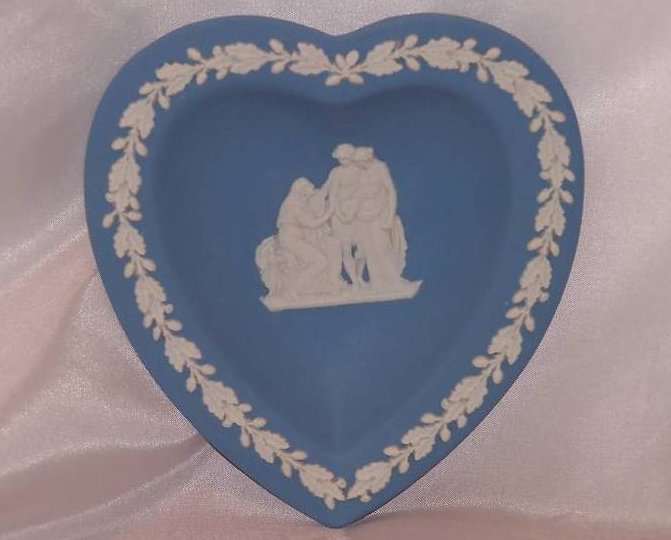 Image 0 of  Wedgwood Heart Dish Blue and White Jasperware, 1955  