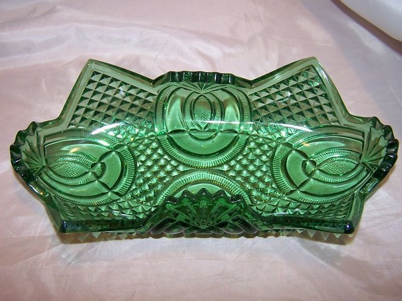 Image 0 of Vintage English Hobnail Green Folded Glass Bowl, Jubilee McKee