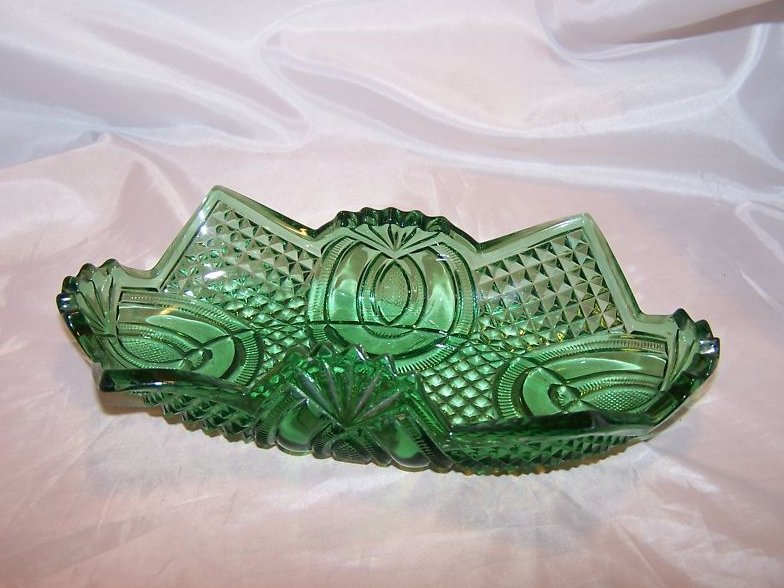 Image 2 of Vintage English Hobnail Green Folded Glass Bowl, Jubilee McKee