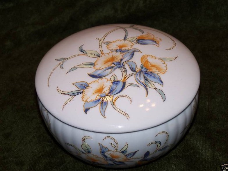 Image 0 of Aynsley **Just Orchids** Trinket Powder Box Bone China