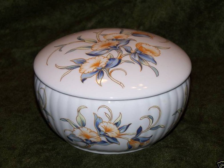 Image 3 of Aynsley **Just Orchids** Trinket Powder Box Bone China