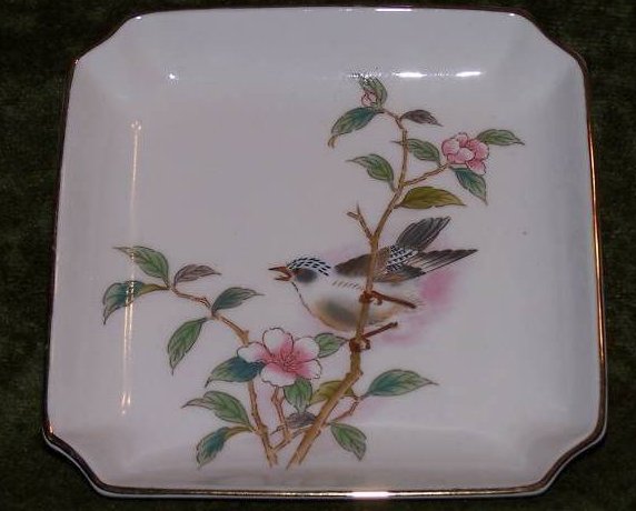 Image 0 of Bird on Apple Tree Branch Salt, Sauce Dish, Japan