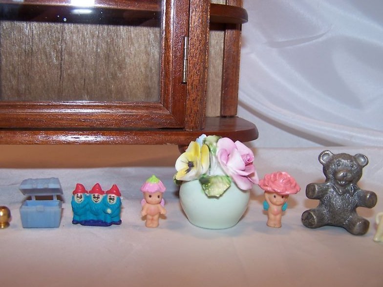 Image 3 of Miniature Curio Cabinet w Knick Knacks, Radnor Flowers
