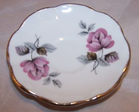 Jackson and Gosling Grosvenor Miniature Saucer