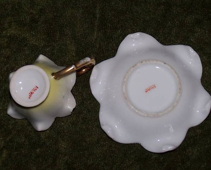 Image 2 of Flower Teacup Cup, Saucer, Exquisite Miniature, Japan Japanese