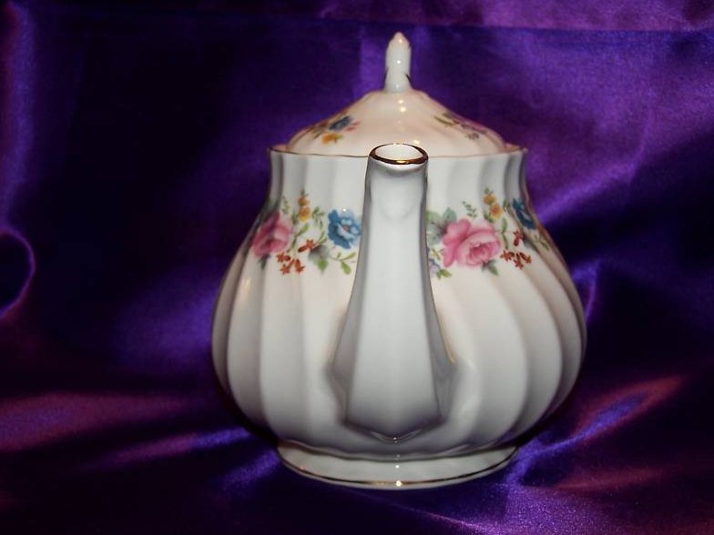 Image 1 of Sadler Floral Porcelain Teapot Tea Pot, Gold Trim