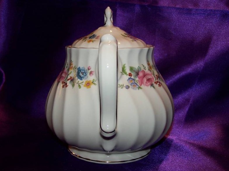 Image 3 of Sadler Floral Porcelain Teapot Tea Pot, Gold Trim