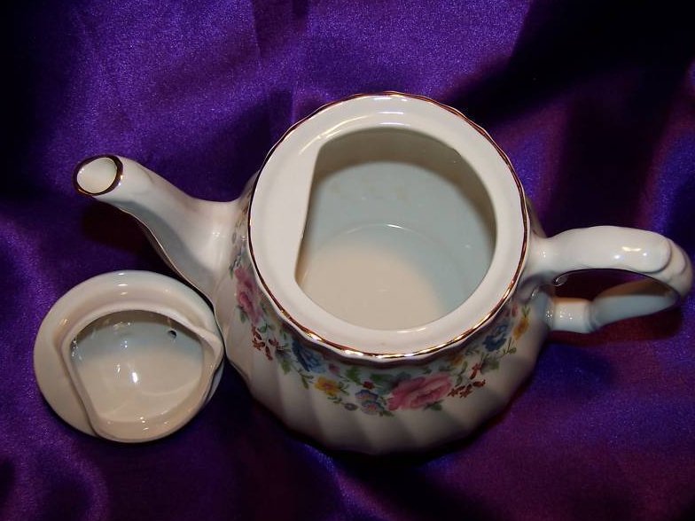 Image 5 of Sadler Floral Porcelain Teapot Tea Pot, Gold Trim