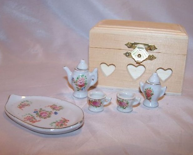 Image 0 of Occupied Japan Miniature Floral Tea Set w Tray, Box