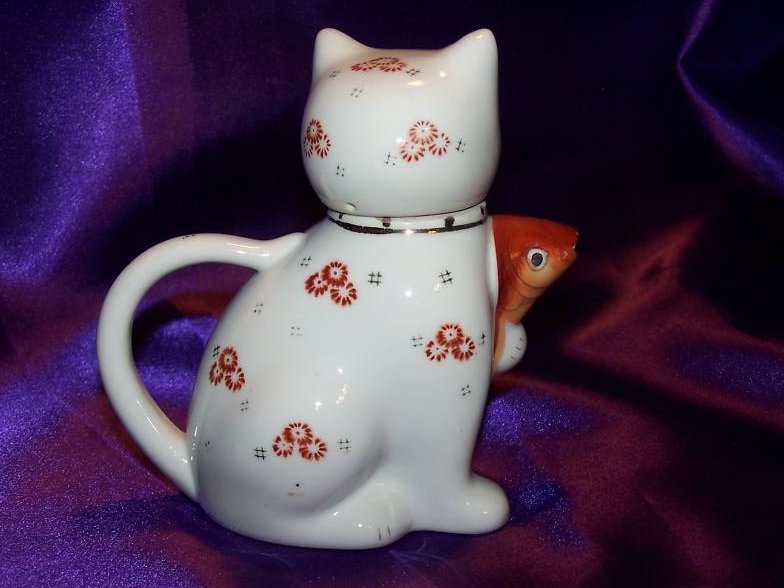 Image 2 of Cat Kitten Holding Carp Fish Painted Teapot Tea Pot