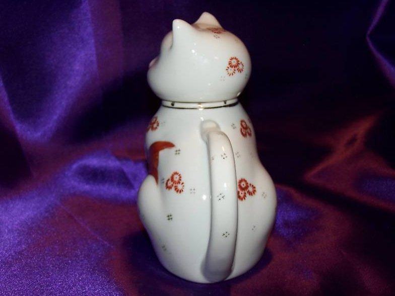 Image 3 of Cat Kitten Holding Carp Fish Painted Teapot Tea Pot