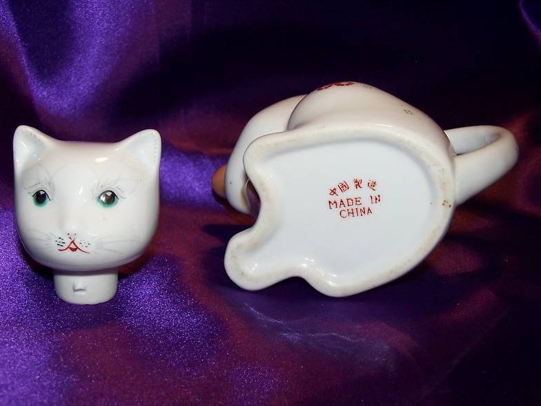 Image 4 of Cat Kitten Holding Carp Fish Painted Teapot Tea Pot