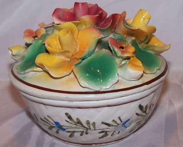 Image 0 of Hand Painted Sculpted Bowl w Lid, MBD Italian Pottery, Italy