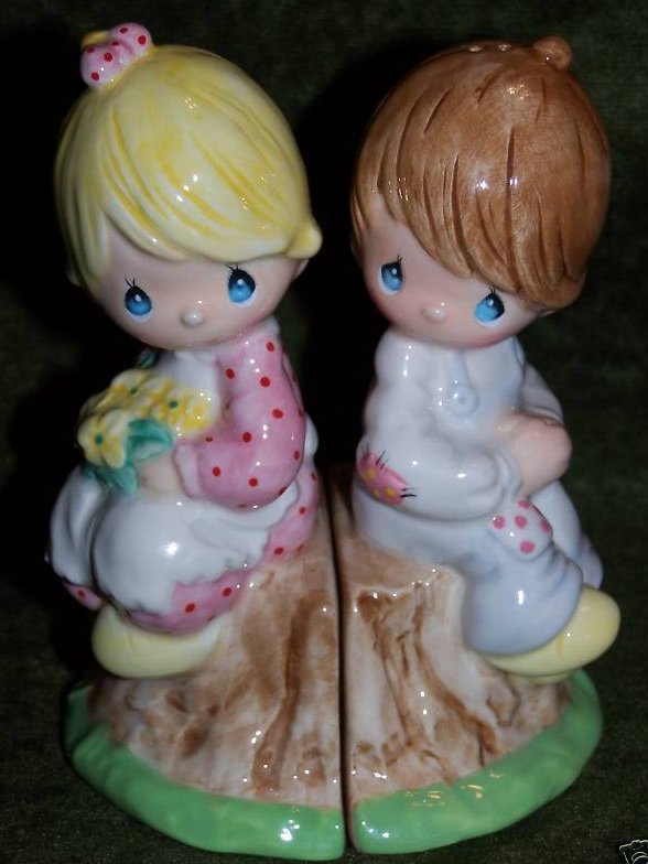 Image 0 of Precious Moments Salt, Pepper Shakers with Box