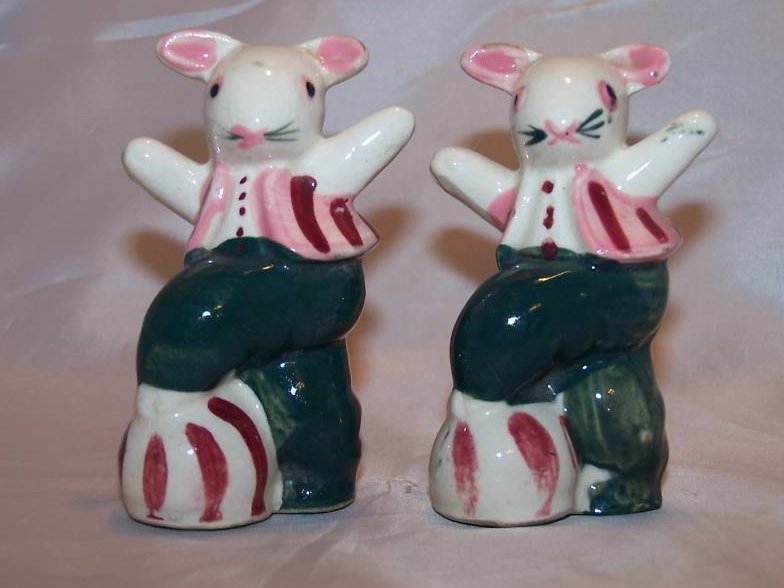 Circus Mouse Mice Salt and Pepper Shakers Shaker, Japan