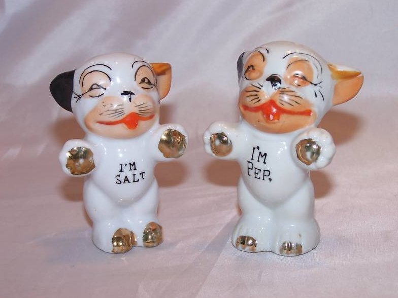 Image 0 of Bonzo Dog Dogs Salt and Pepper Shakers Shaker Set, Japan