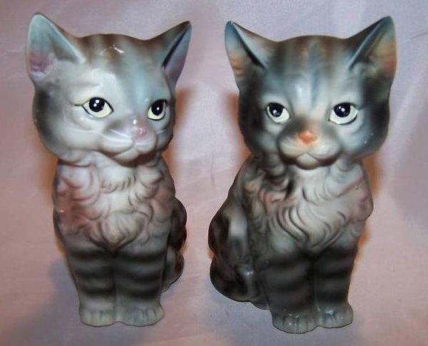 Striped Cat Salt and Pepper Shakers, Lego, Japan Japanese