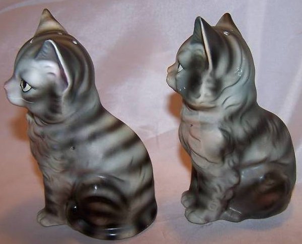 Image 2 of Striped Cat Salt and Pepper Shakers, Lego, Japan Japanese