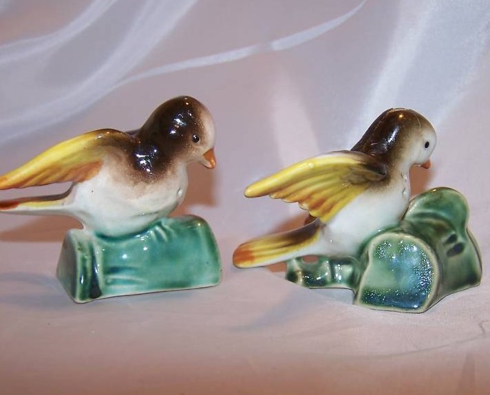 Image 4 of Birds on Branches Salt and Pepper Shakers, Japan Japanese