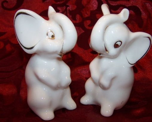 Image 0 of White Elephant Salt and Pepper Shakers Shaker Set, Japan Japanese