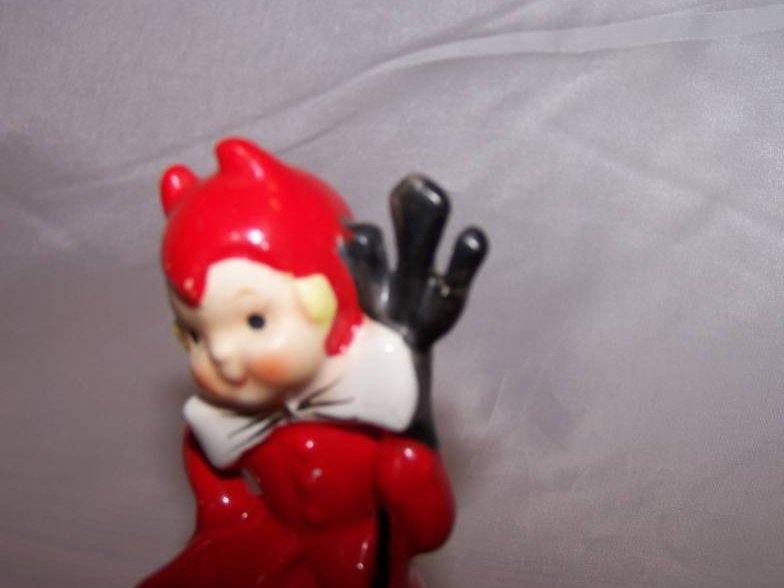 Image 3 of Angel and Devil Salt and Pepper Shakers Shaker Set, Japan