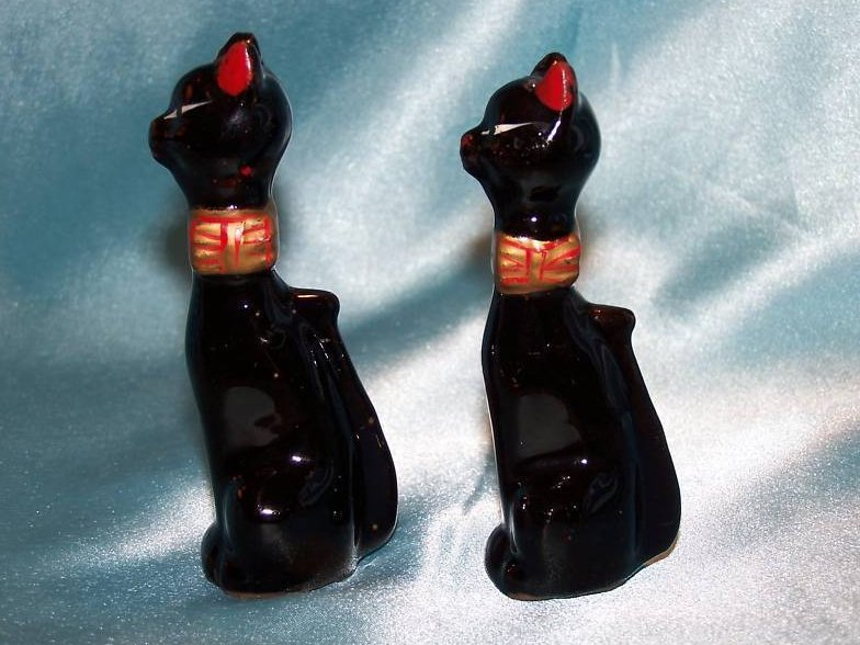 Image 1 of Black Cat Kitten Kitty Salt Pepper Shakers, Japan