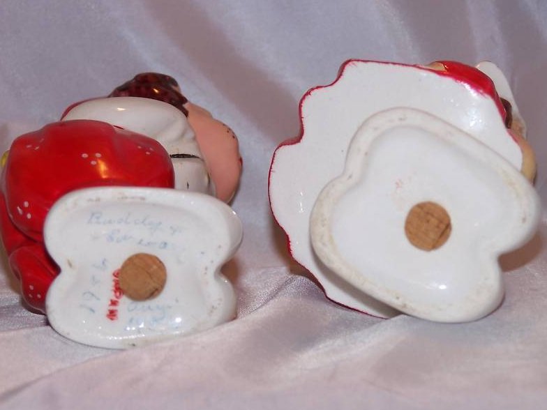 Image 5 of Kissing Dutch Couple Salt and Pepper Shakers Shaker, Japan