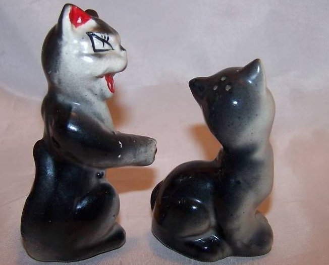 Image 4 of Fighting Cat Kitten Salt and Pepper Shakers Shaker, Japan