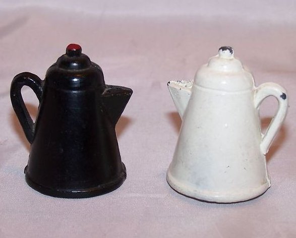 Image 1 of Coffee Pot Salt and Pepper Shakers, American USA