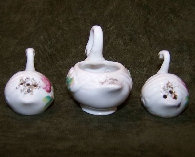 Image 3 of 3 Piece Swan Salt, Pepper Shakers Shaker Set, Japan