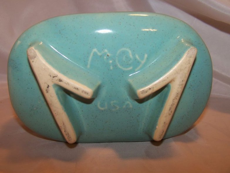Image 5 of McCoy Pottery Footed Planter, Speckled Green Gloss, USA