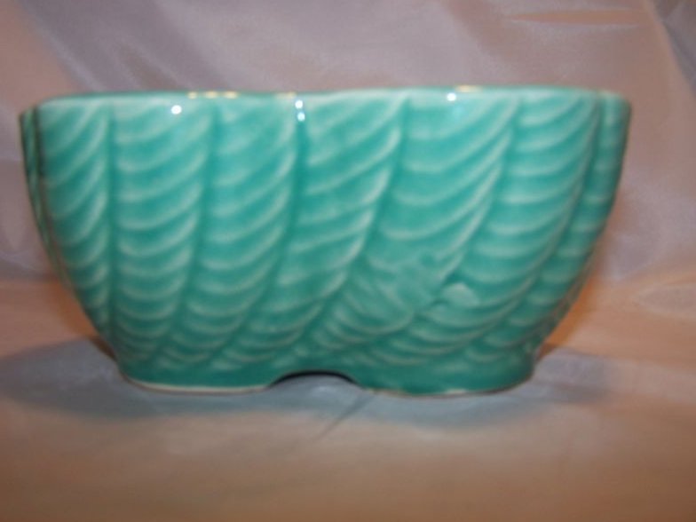 Image 0 of RRP Co. Roseville Pottery Planter, 1208-6 USA