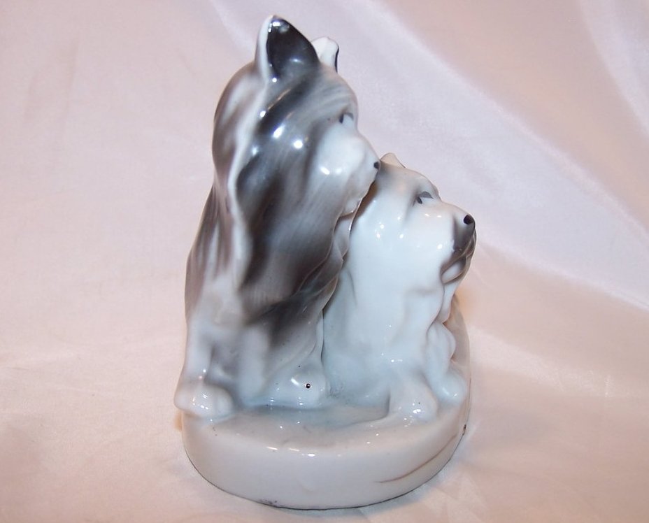 Image 3 of Two Gray and White Dogs on Base, Japan Japanese Figurine