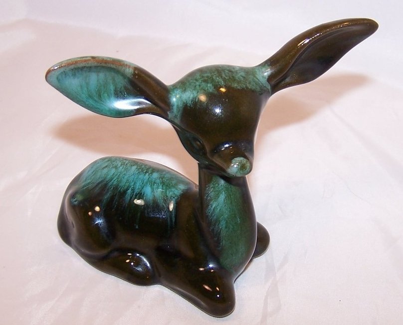 Blue Mountain Pottery Teal, Dark Green Deer, Canada