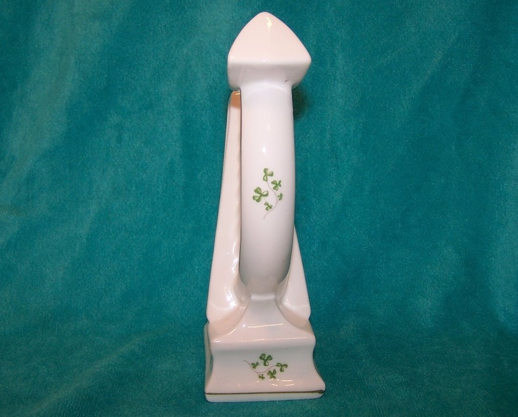 Image 3 of Shamrocks, Gold Highlight Classic Harp, Royal Tara, Ireland