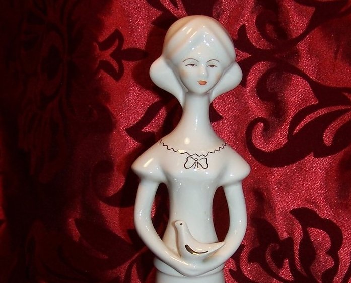 Image 5 of Porcelain Gentle Lady with Bird, by Aquincum, Hungary