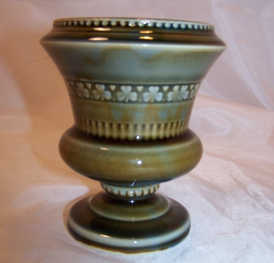 Image 3 of Wade Irish Porcelain Shamrock Vase Urn, Blue and Green