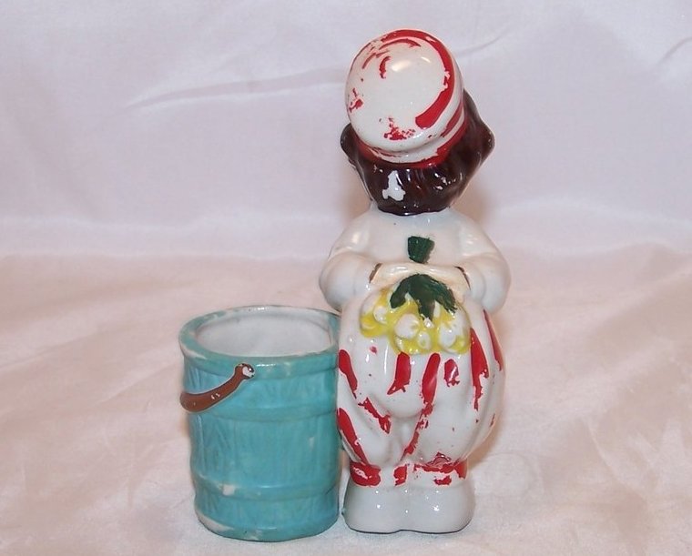 Image 2 of Ucagco Ceramic Kissing Dutch Boy, Tulips, Red Stripes, Japan