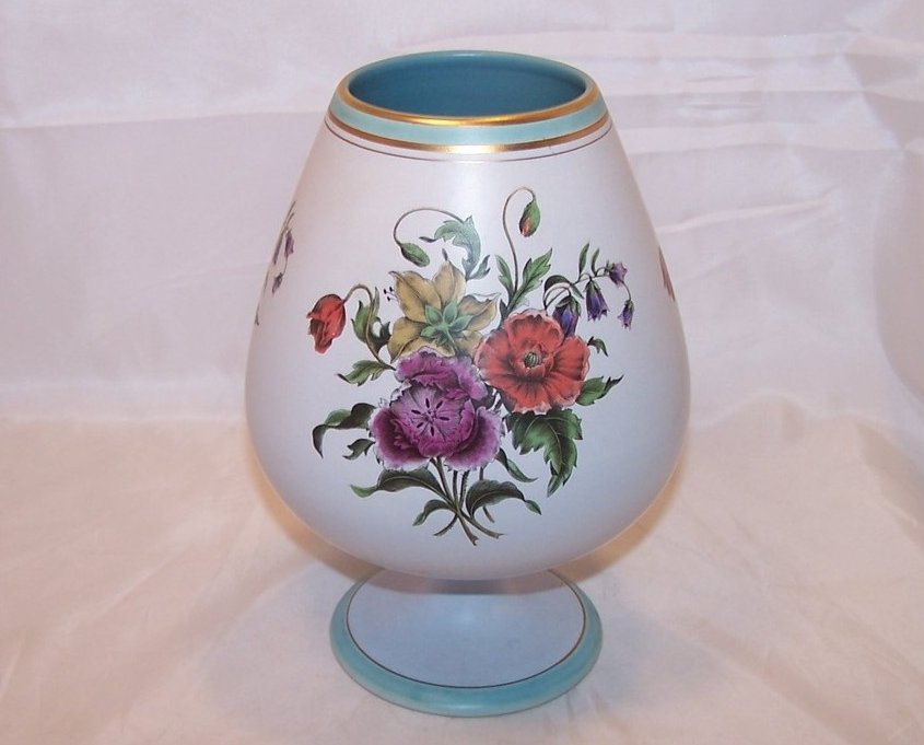 Image 1 of Flora Keramiek Gouda Holland Sandra Short Vase 1849, 8 Inches Tall