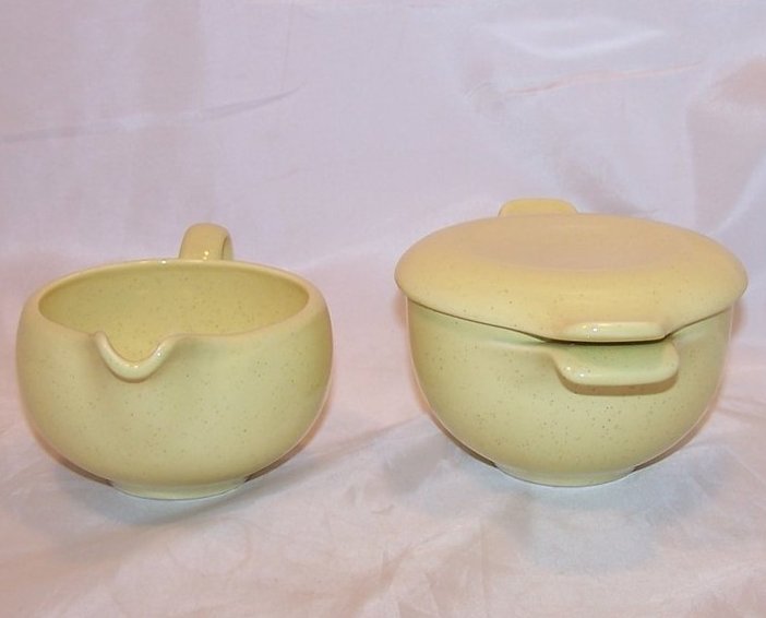 Image 3 of Vintage Fifties Yellow Speckle Speckled Creamer and Sugar Bowl