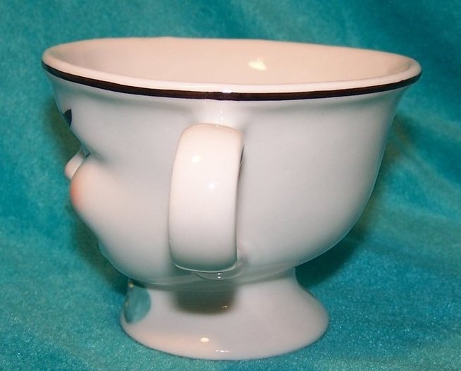 Image 2 of Baileys Irish Cream Cup w Winking Smiling Face, 1996