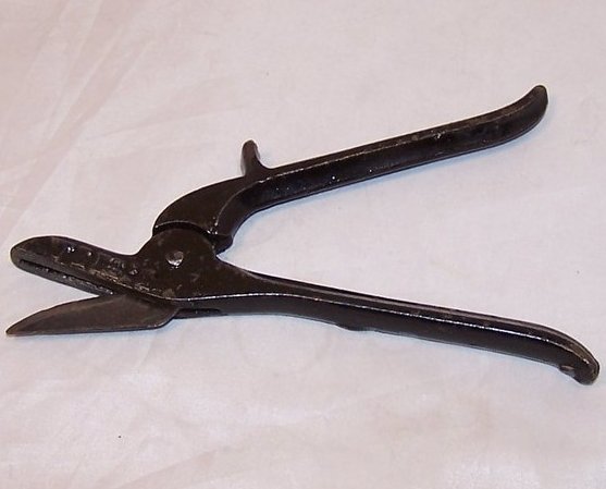 Image 1 of Vintage Cutter Tool, VIM 1, Heavy Metal, Painted Black