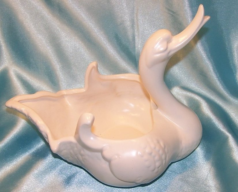 Image 0 of Hull Swan Planter, Large, Humorous